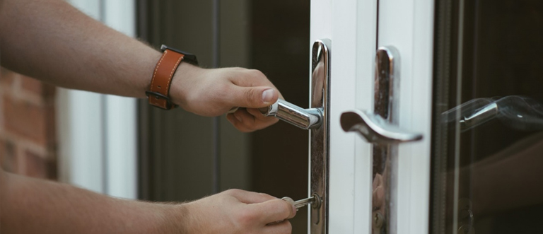 24 hour key locksmith Solana Beach