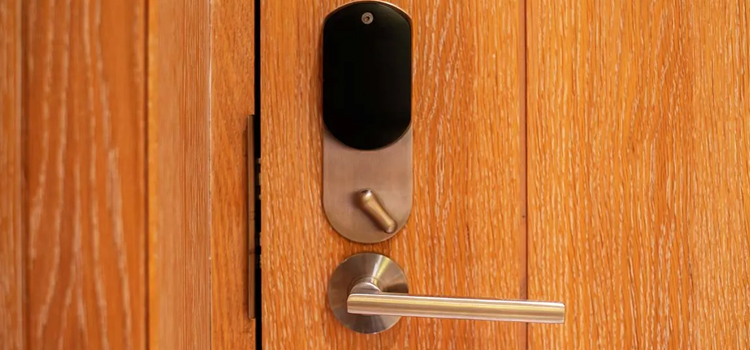 Automatic Locking Door Knob Solana Beach